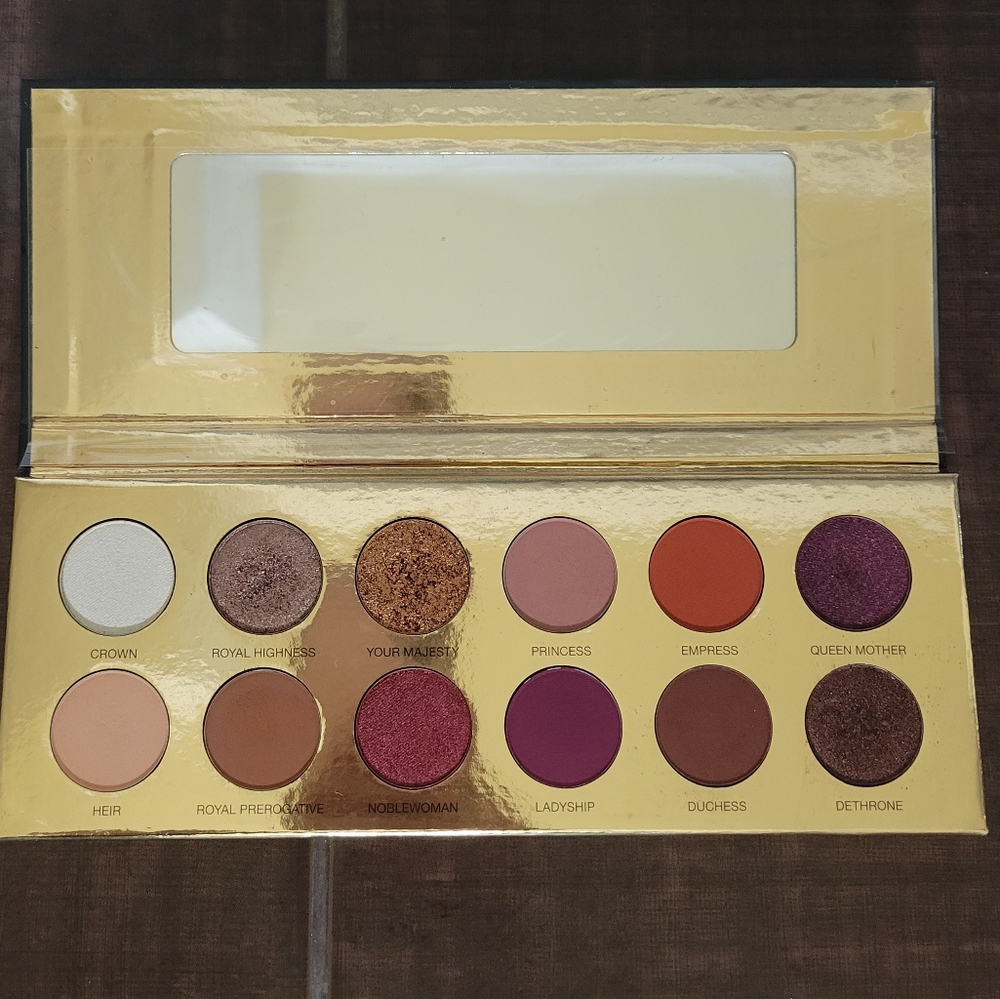 Coloured Raine | Queen of Hearts | 12 Pan Eyeshadow Palette